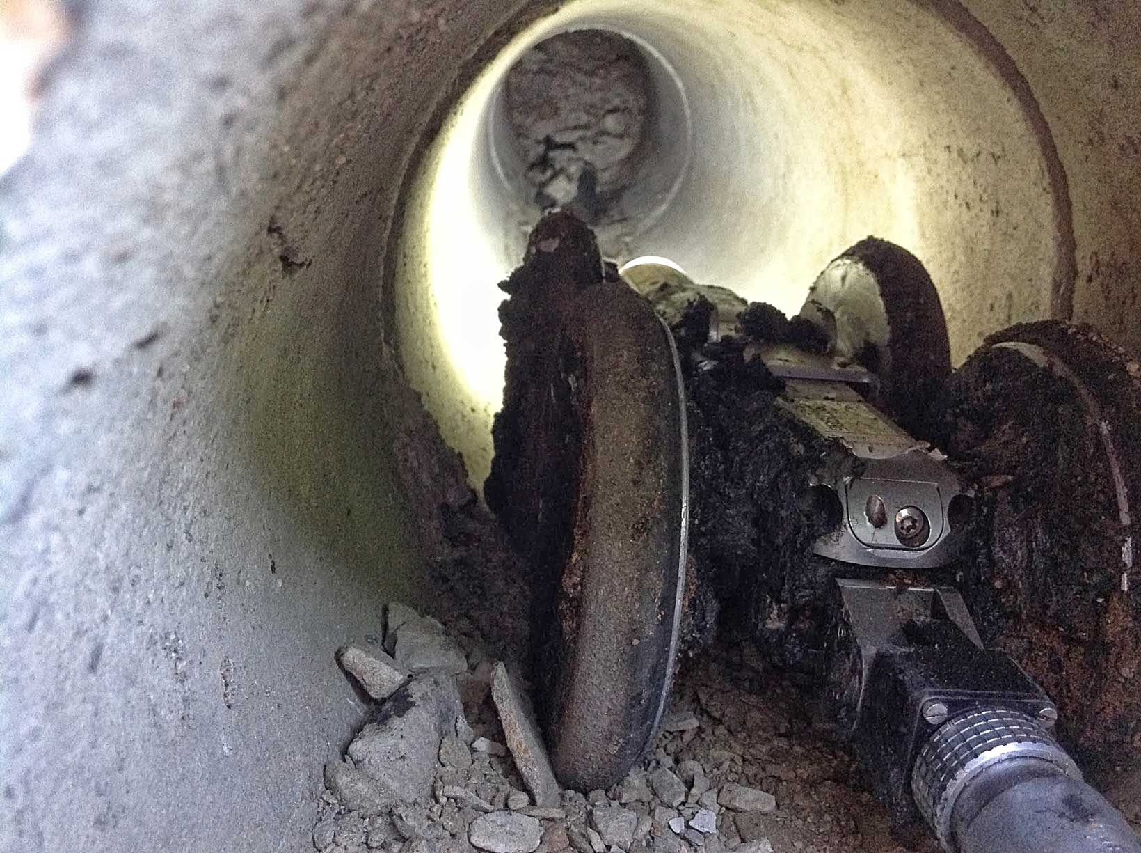 Cámara al inspeccionar tuberías